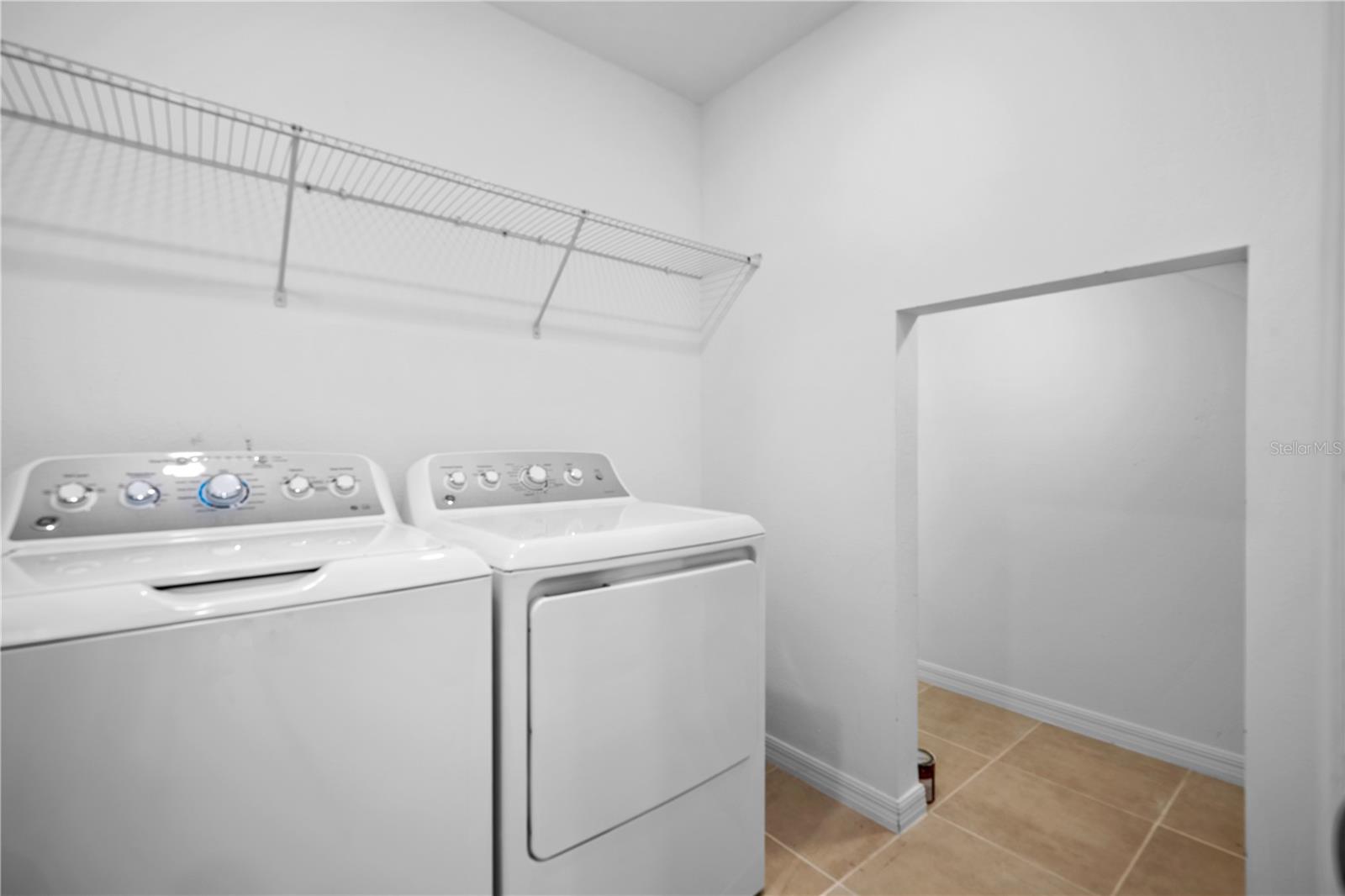 11252 FIELDSTONE DR — photo 31
