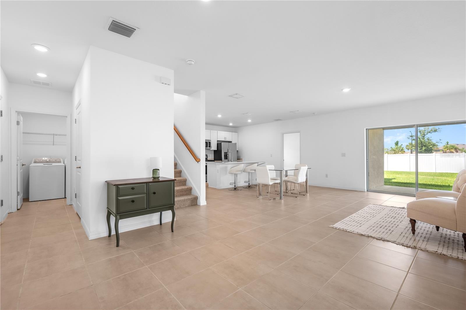 11252 FIELDSTONE DR — photo 10