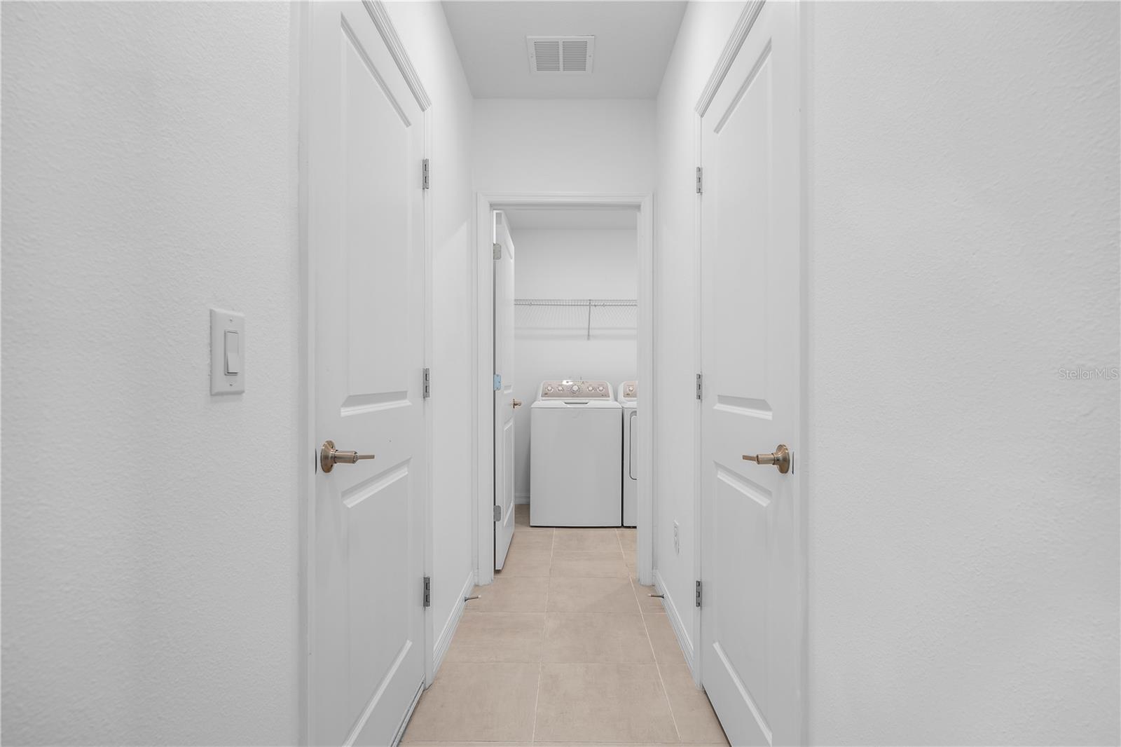 11252 FIELDSTONE DR — photo 30
