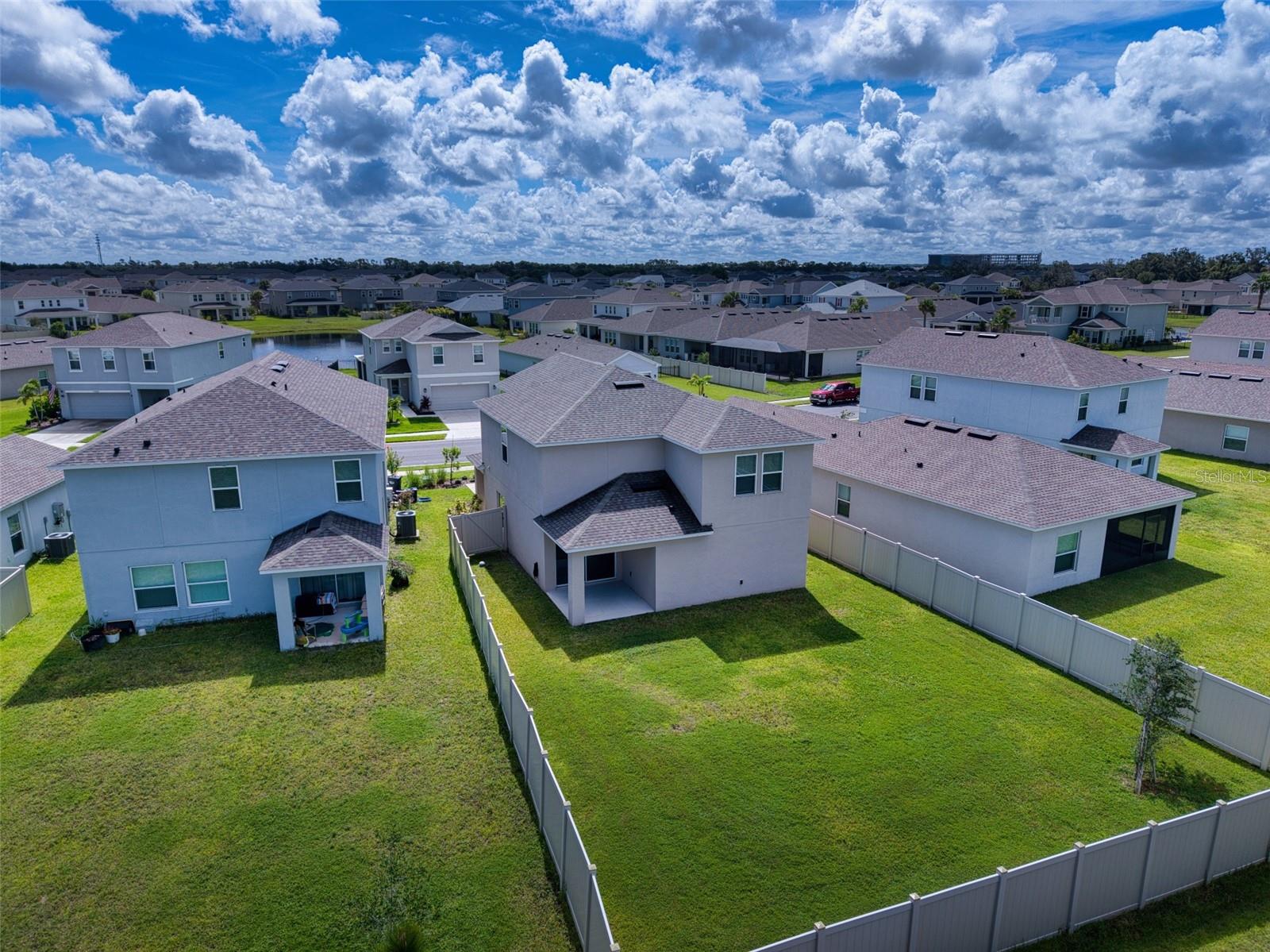 11252 FIELDSTONE DR — photo 34