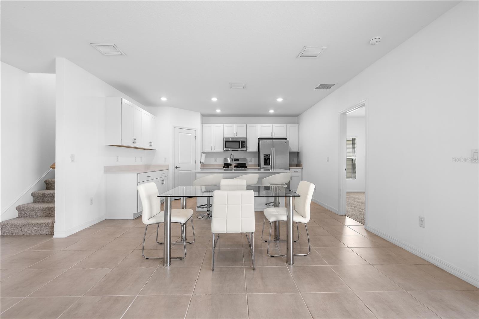 11252 FIELDSTONE DR — photo 8