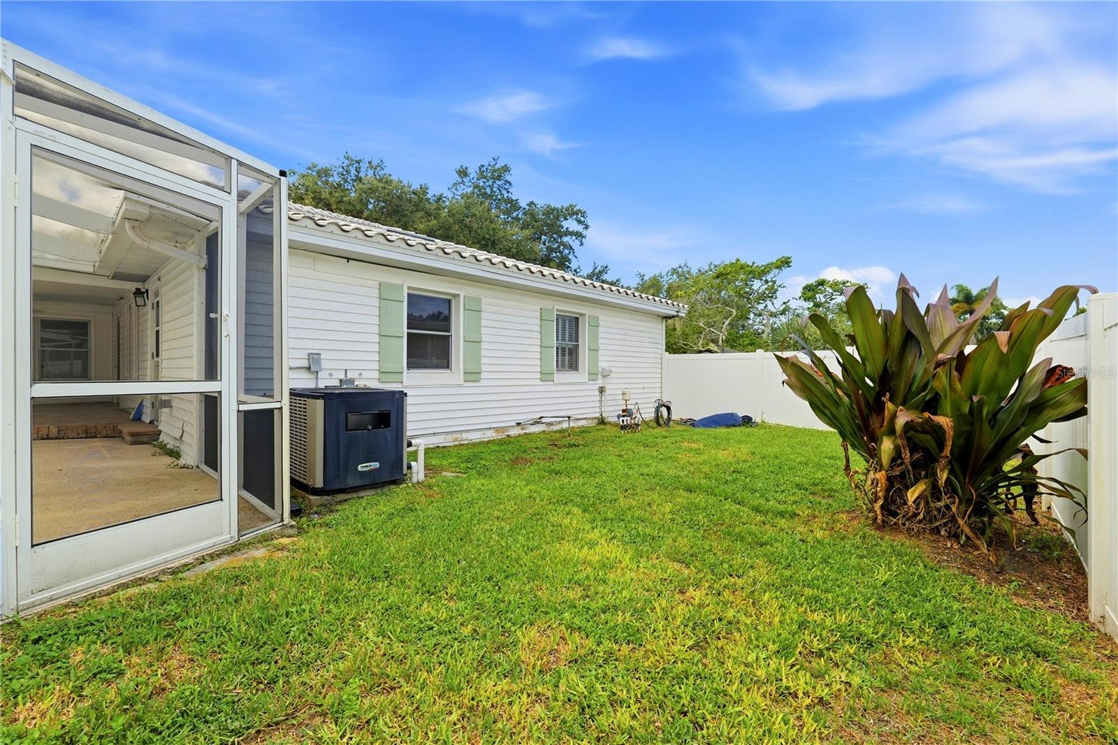 1361 PINELLAS RD — photo 42