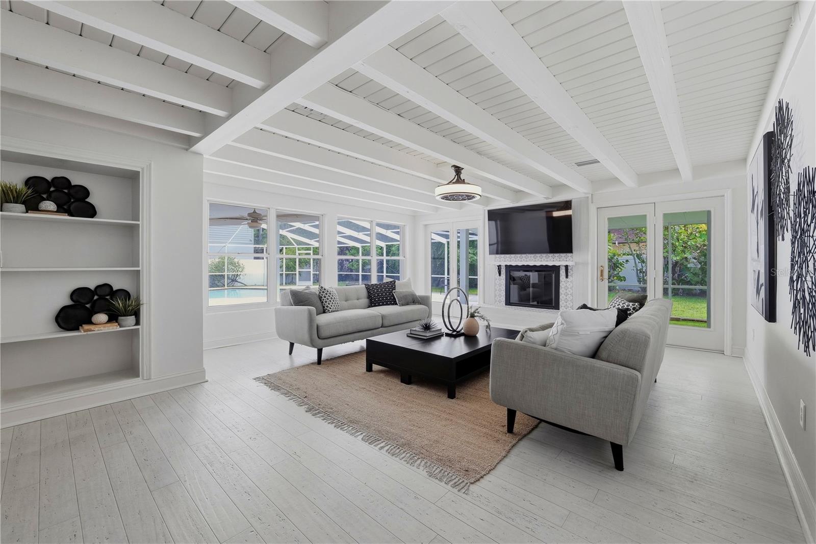 1361 PINELLAS RD — photo 16