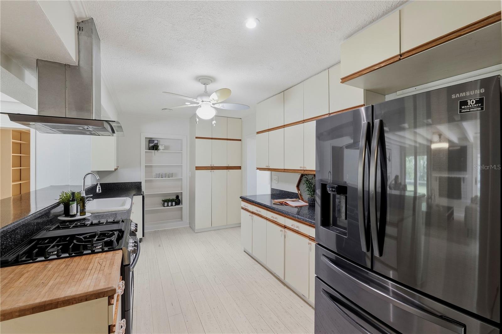 1361 PINELLAS RD — photo 21
