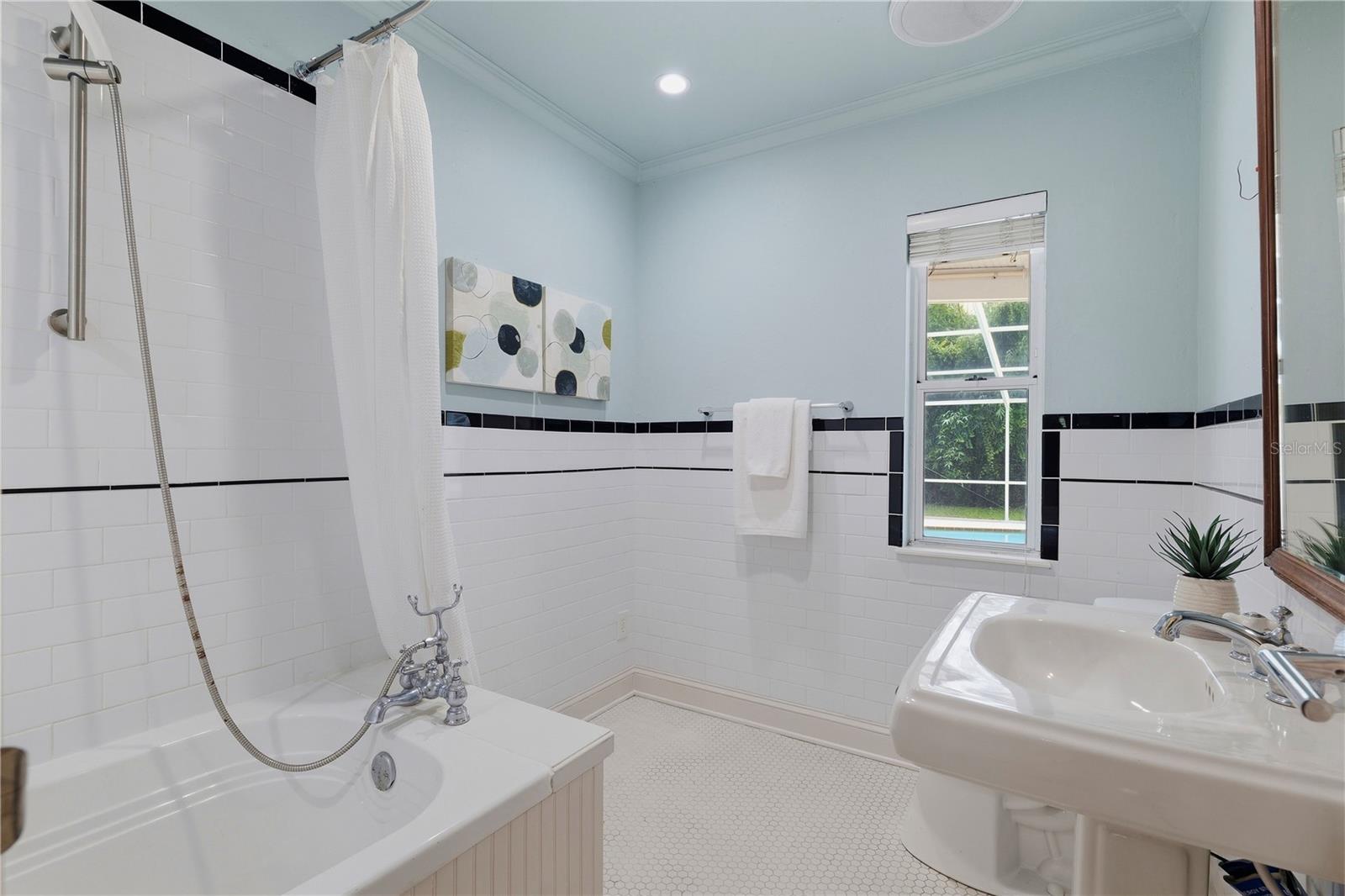 1361 PINELLAS RD — photo 37