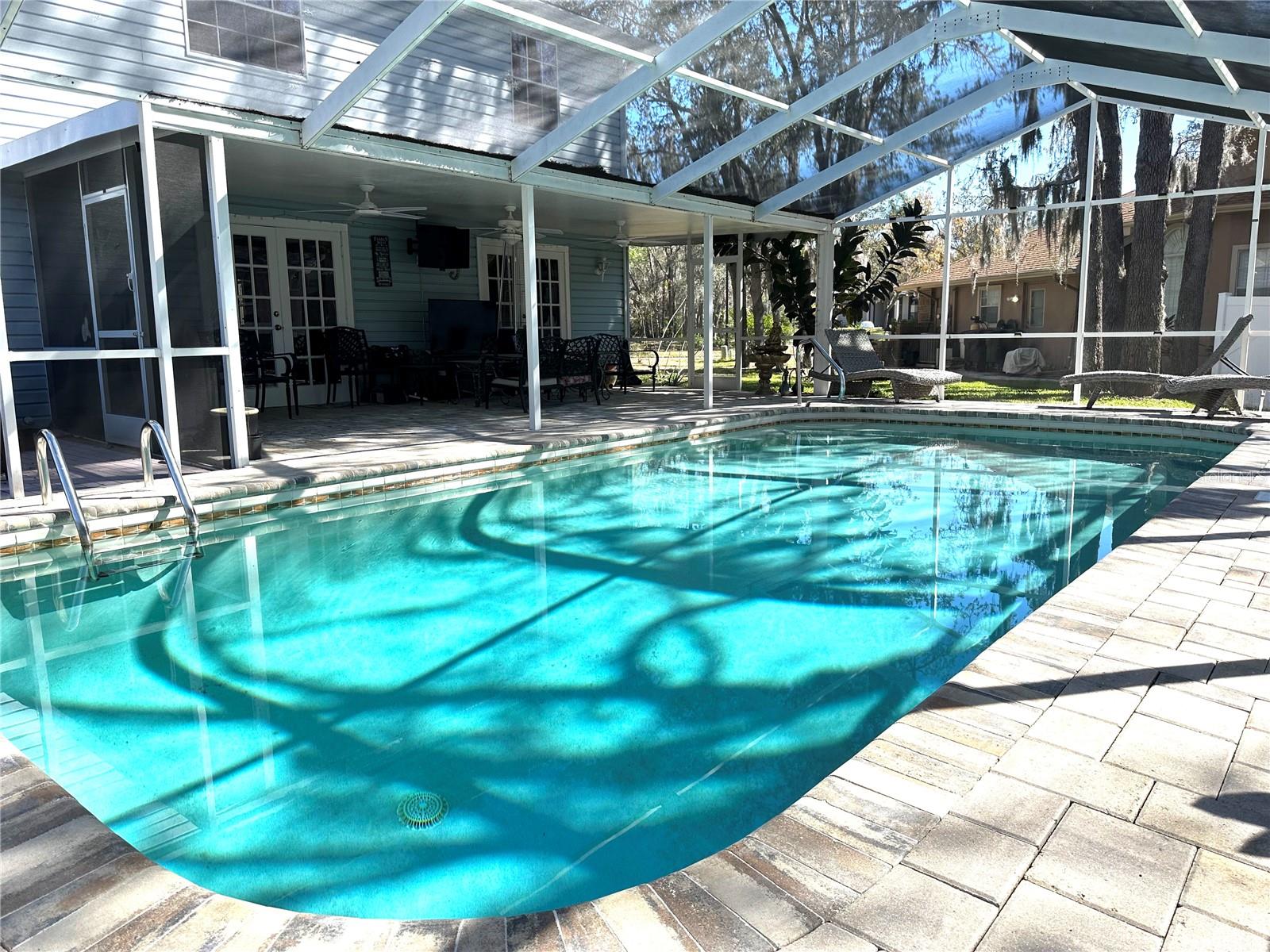 8834 WHISPERING OAKS TRL — photo 33