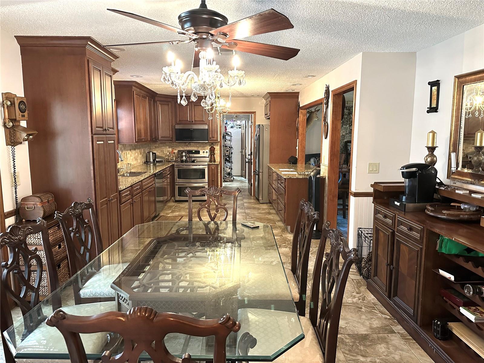 8834 WHISPERING OAKS TRL — photo 11