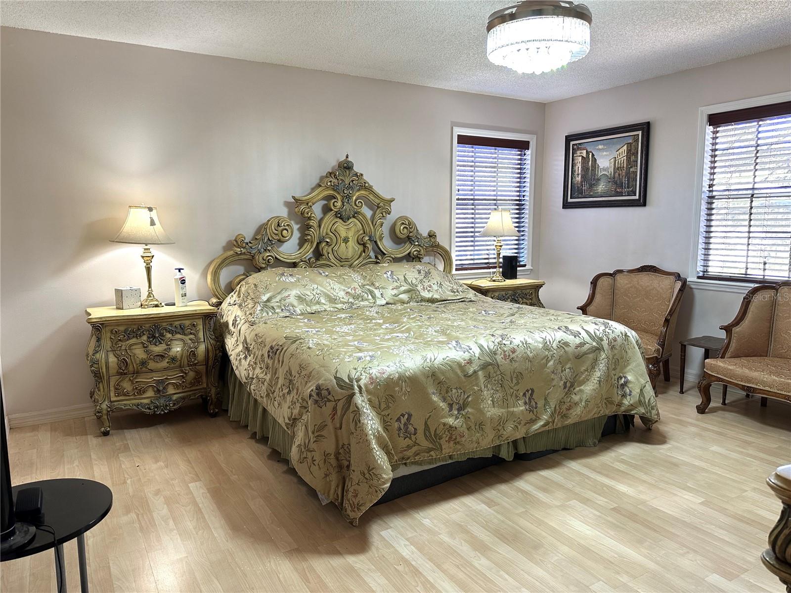 8834 WHISPERING OAKS TRL — photo 23