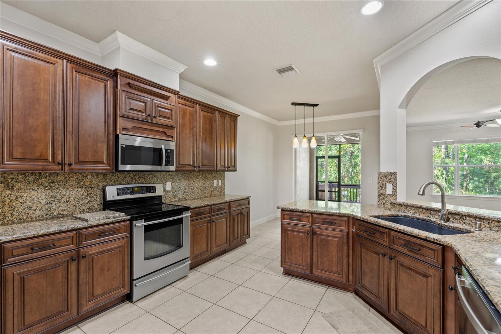 4920 ANNISTON CIR — photo 12