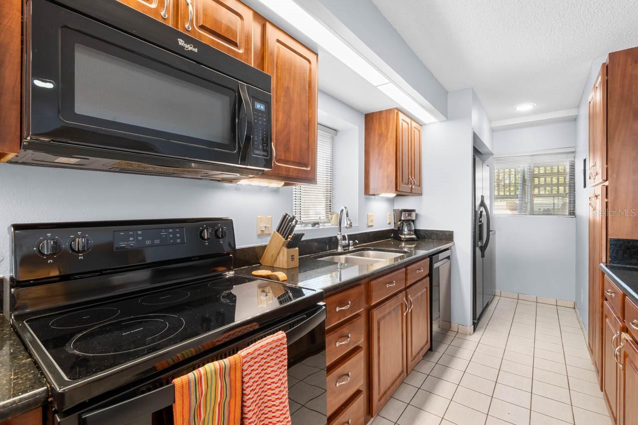 819 BAHIA DEL SOL DR #A — photo 8