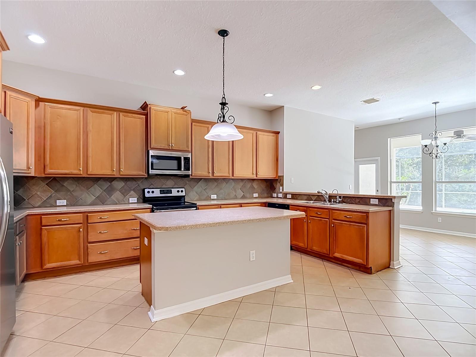 7220 NIGHT HERON DR — photo 26
