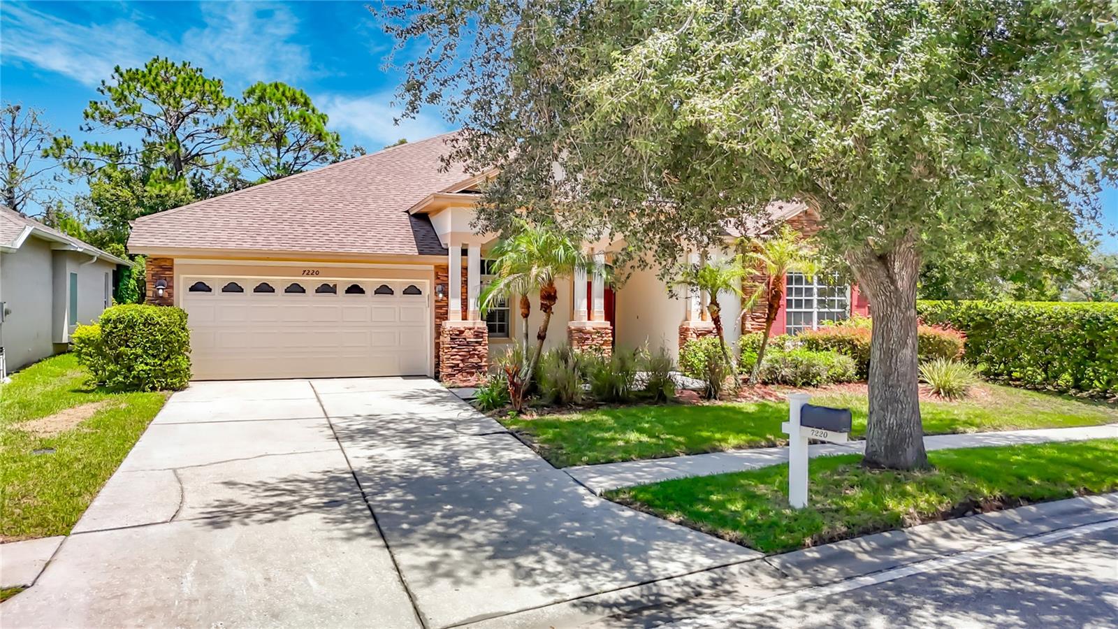 7220 NIGHT HERON DR — photo 2
