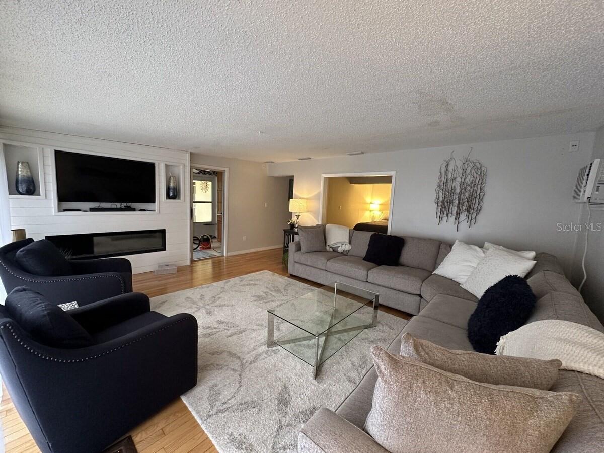 5955 MIDNIGHT PASS RD #21E — photo 8