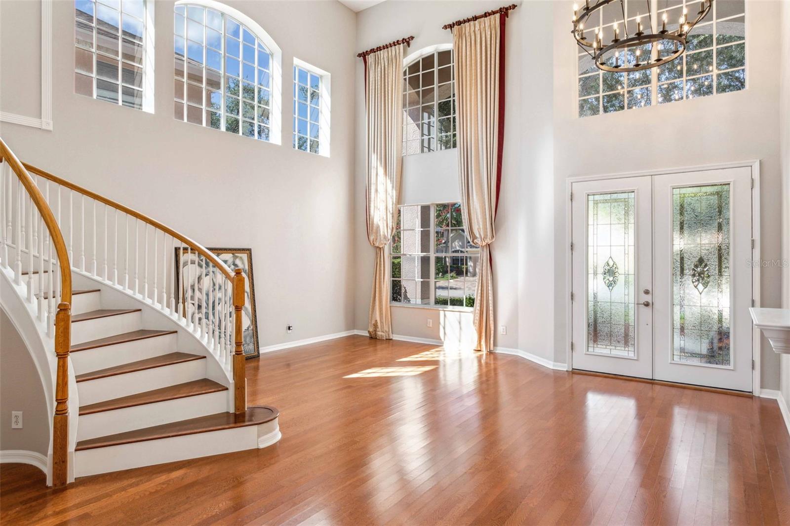 10226 DEERCLIFF DR — photo 2