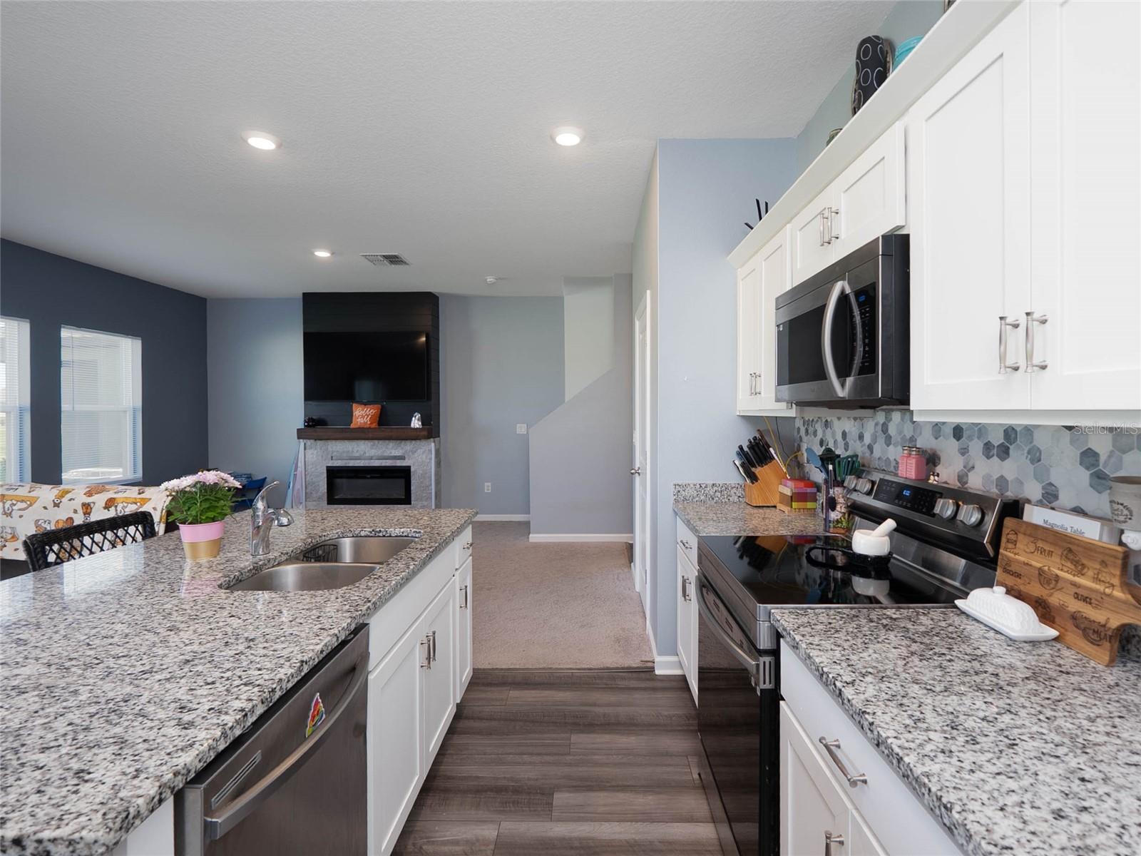 9019 WAXWING WAY — photo 18