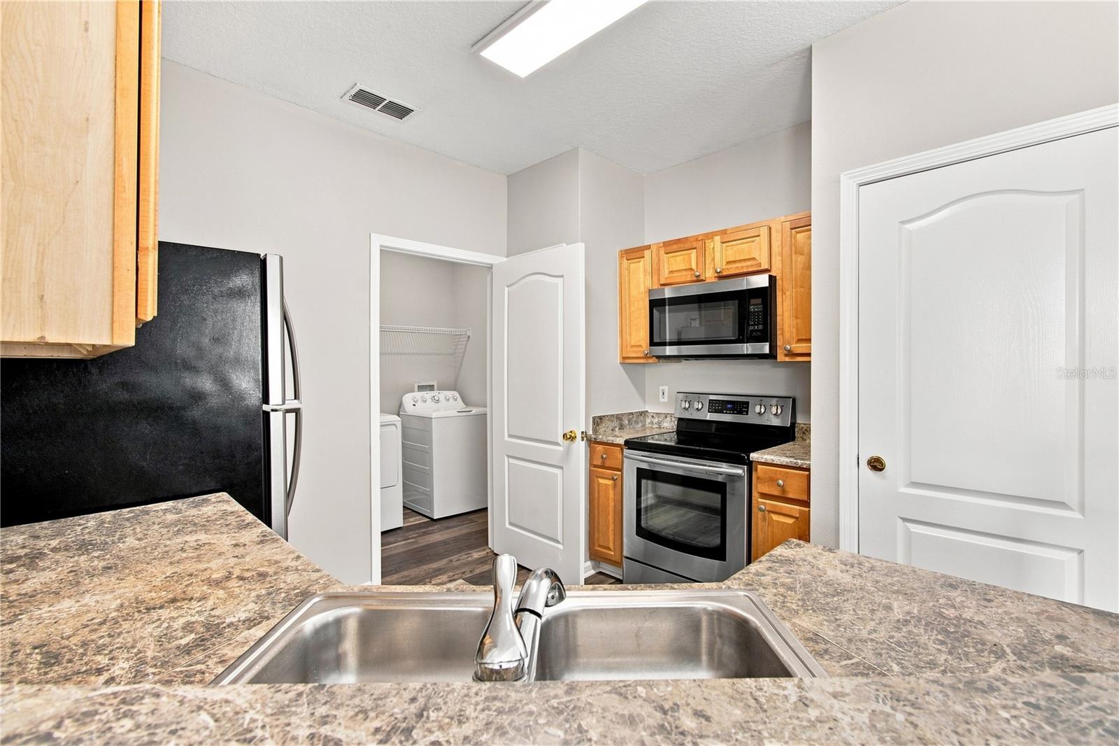 10467 VILLA VIEW CIR #10467 — photo 6