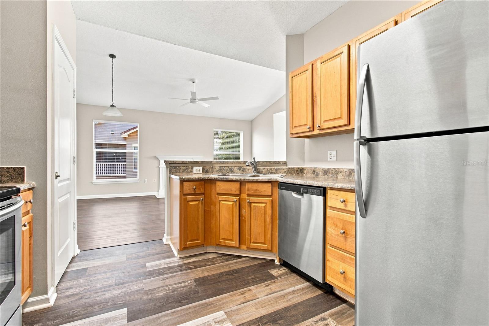 10467 VILLA VIEW CIR #10467 — photo 8