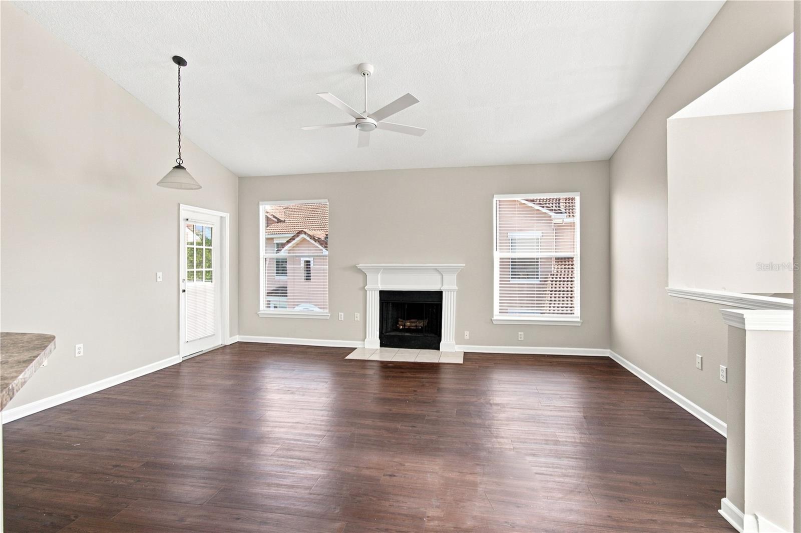 10467 VILLA VIEW CIR #10467 — photo 3