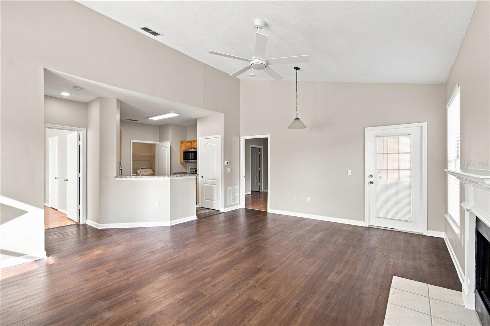 10467 VILLA VIEW CIR #10467 — photo 5