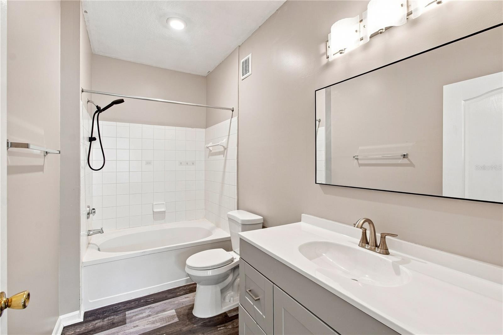 10467 VILLA VIEW CIR #10467 — photo 10