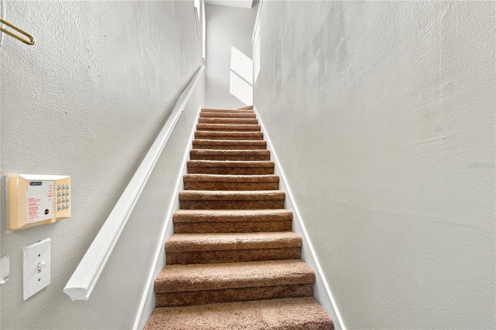 10467 VILLA VIEW CIR #10467 — photo 2