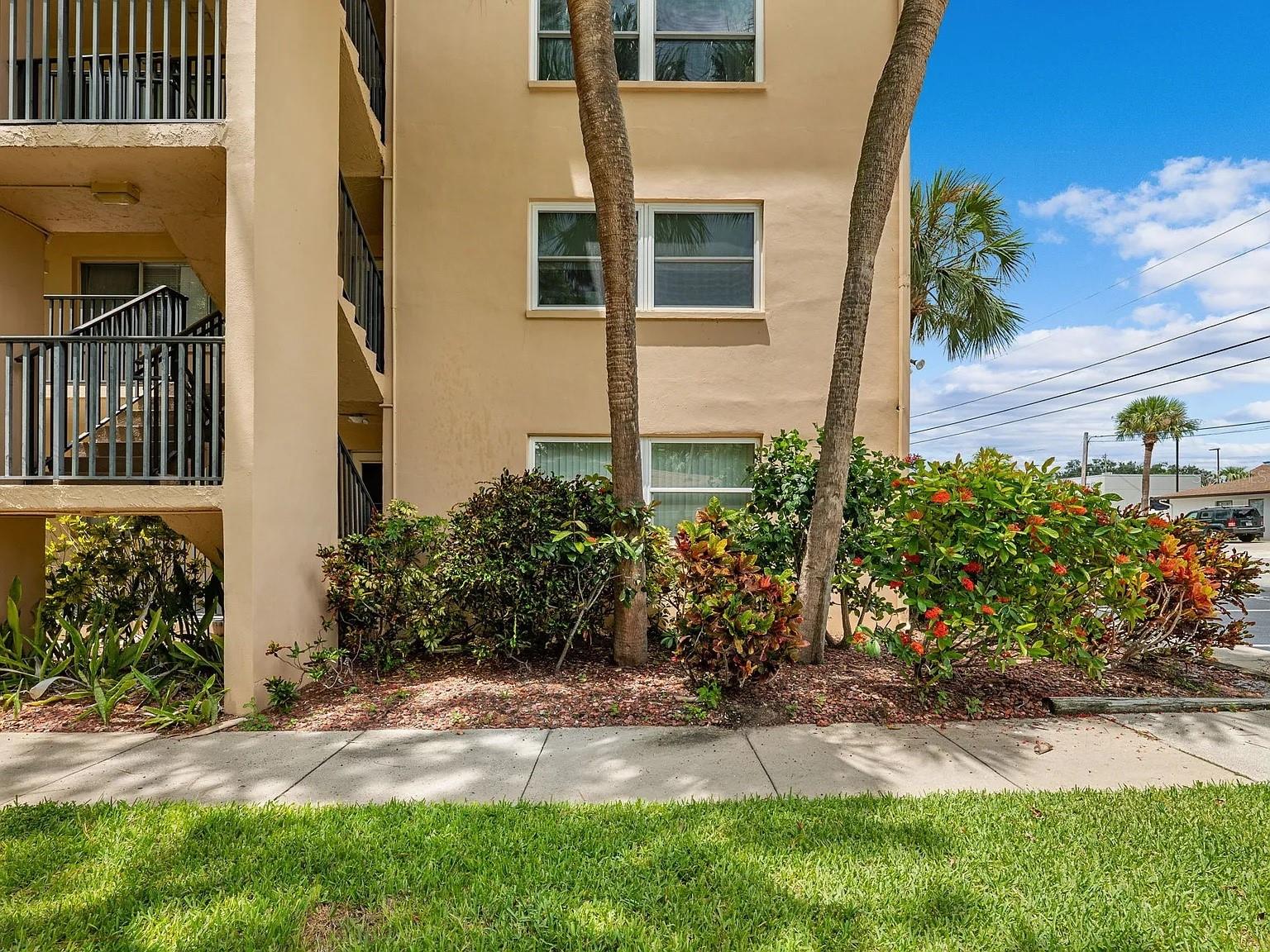 2525 W BAY DR #A16 — photo 3