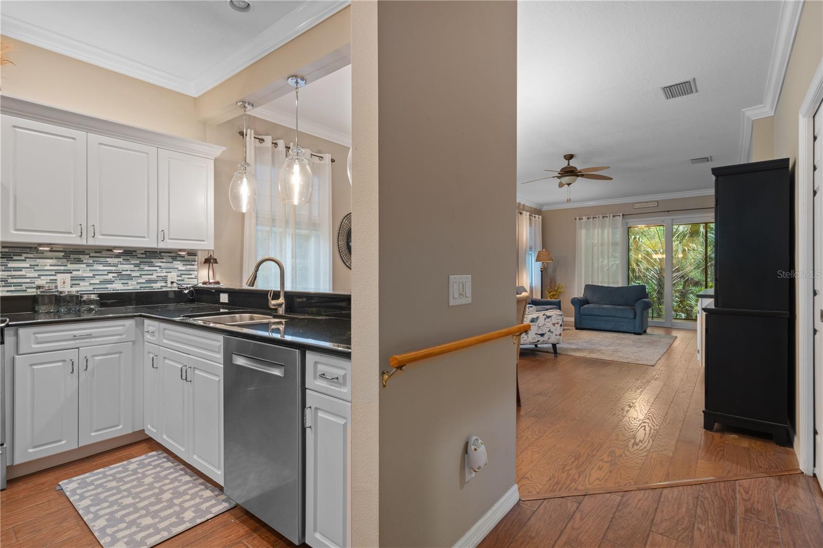 5626 CORTINA LN — photo 12