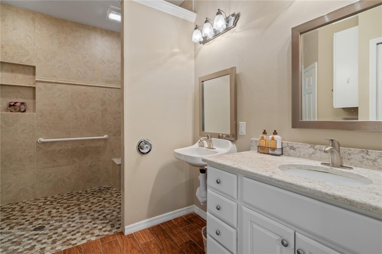 5626 CORTINA LN — photo 29