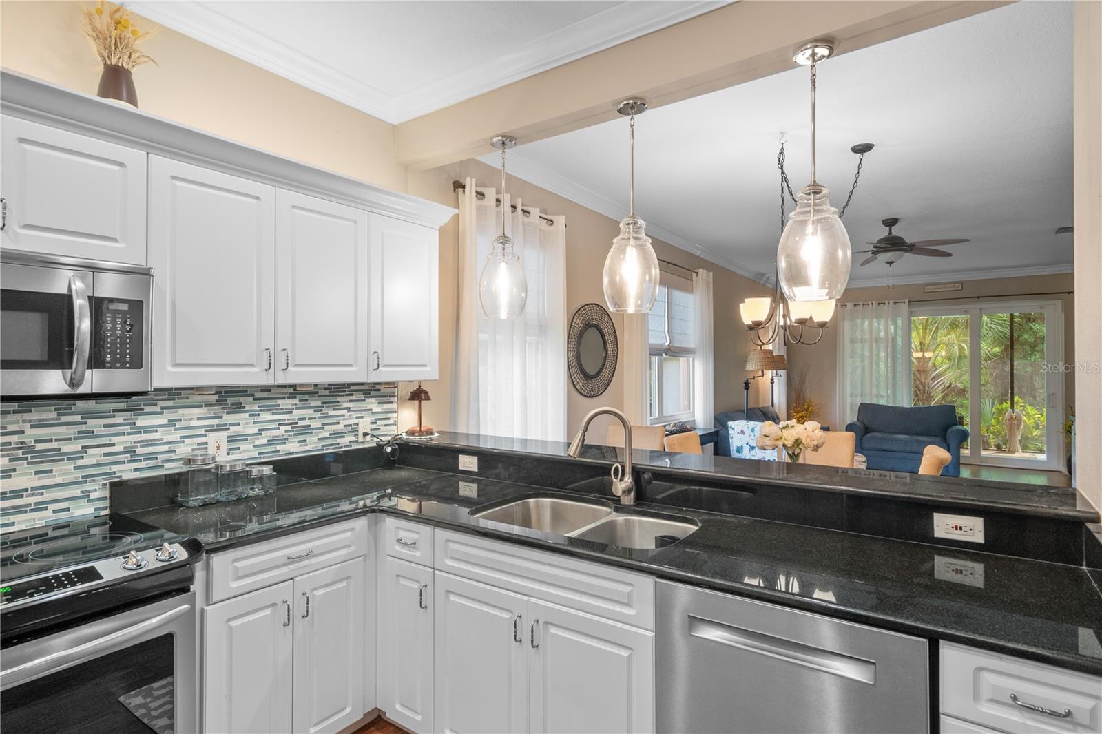 5626 CORTINA LN — photo 23