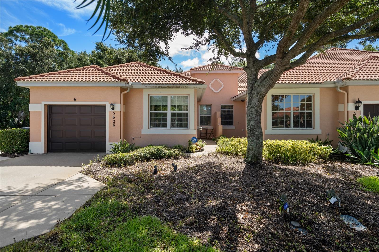 5626 CORTINA LN — photo 3
