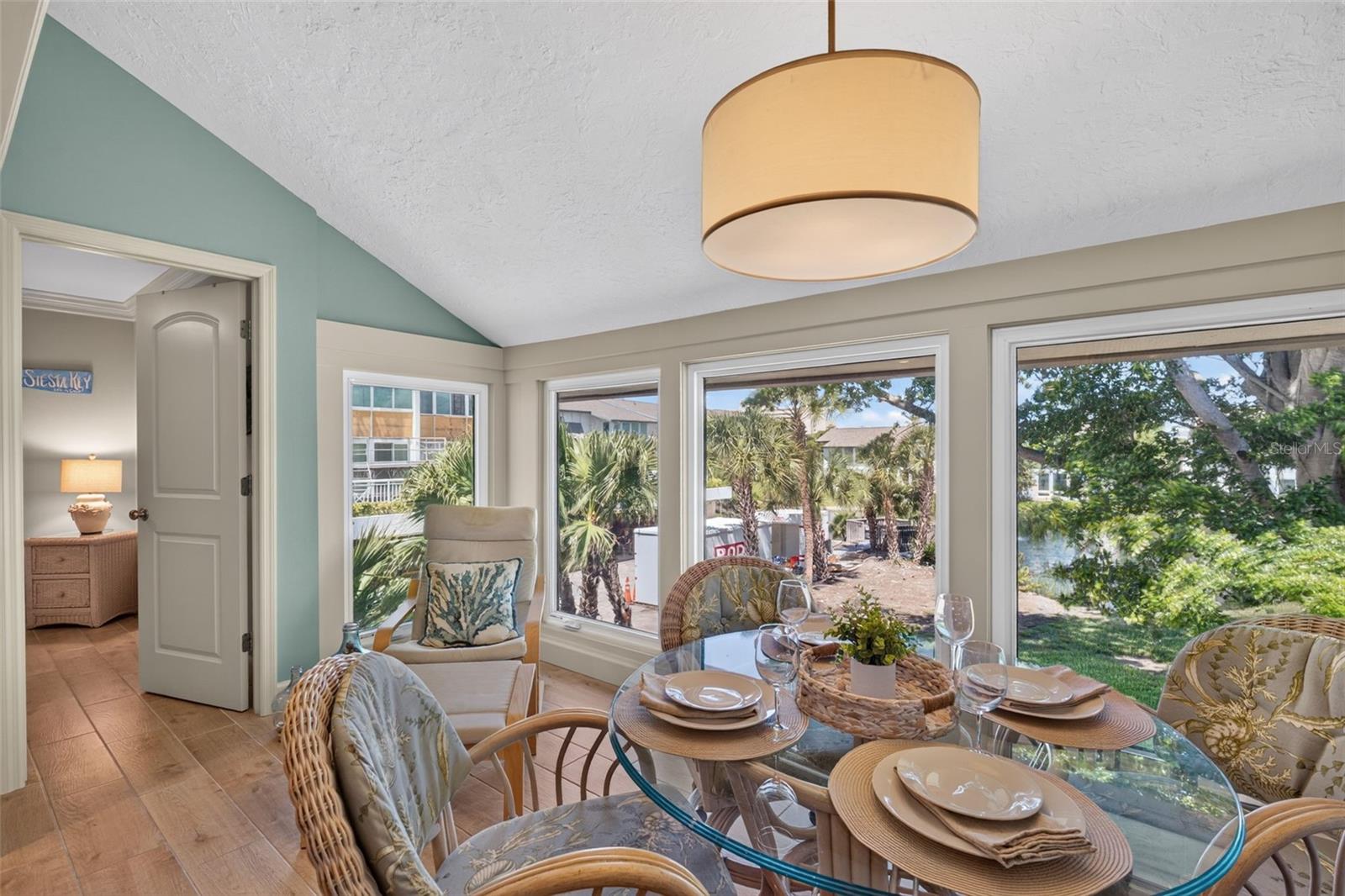 1141 W PEPPERTREE DR #1141 — photo 12