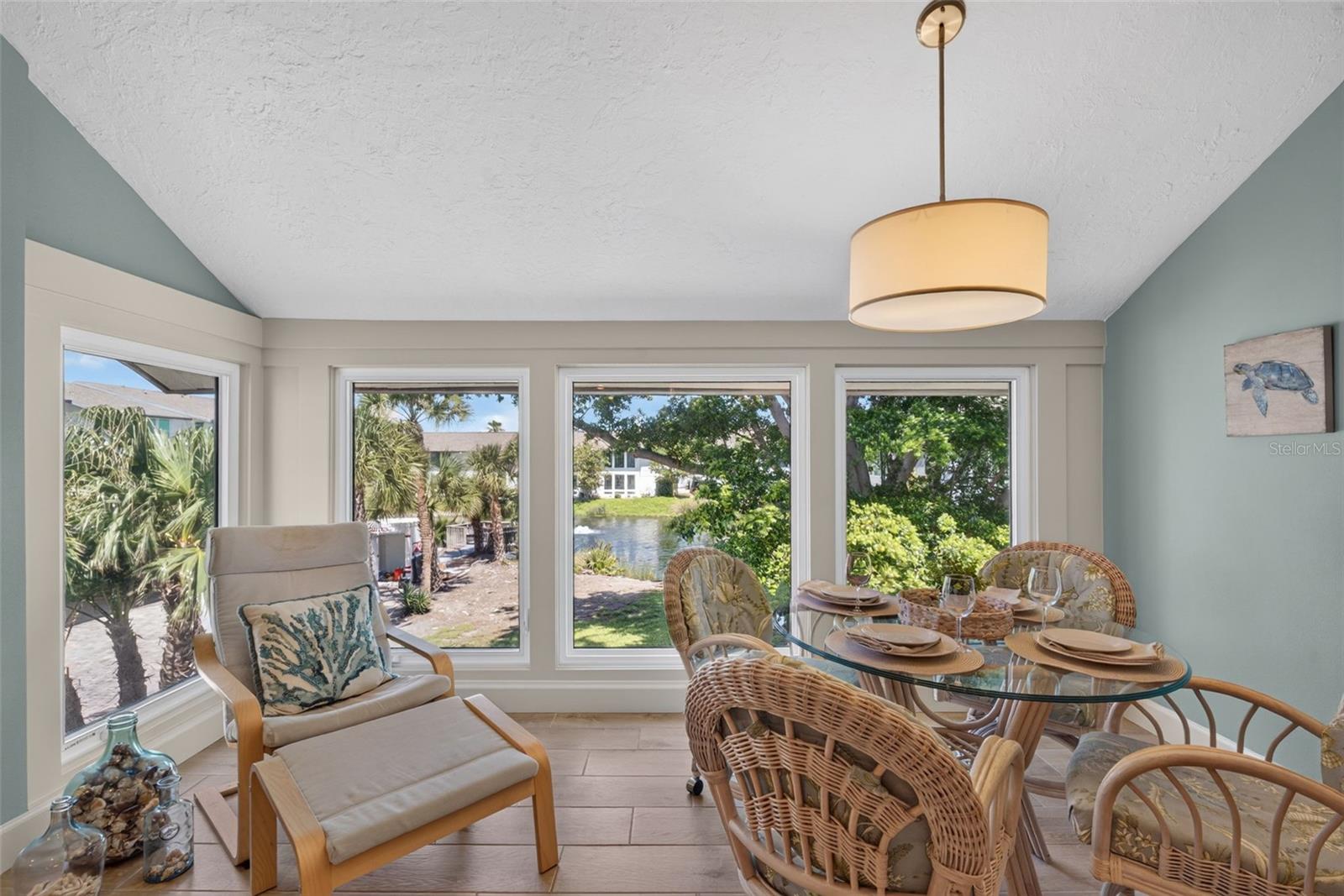 1141 W PEPPERTREE DR #1141 — photo 10