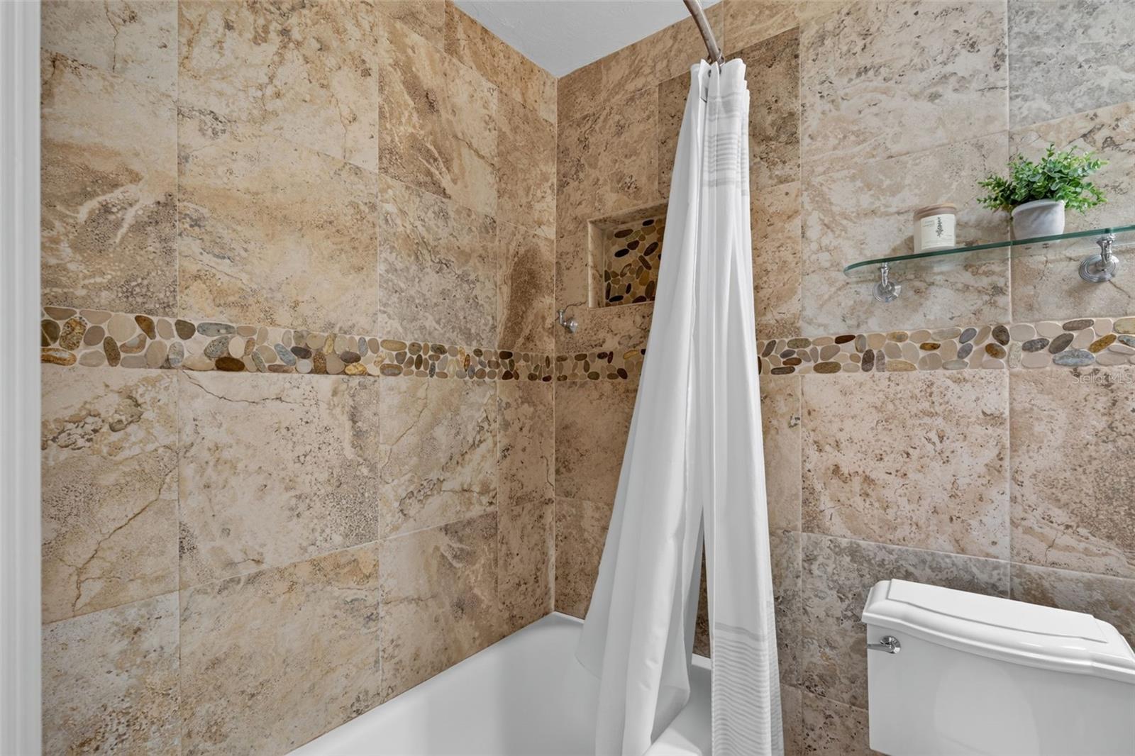 1141 W PEPPERTREE DR #1141 — photo 21