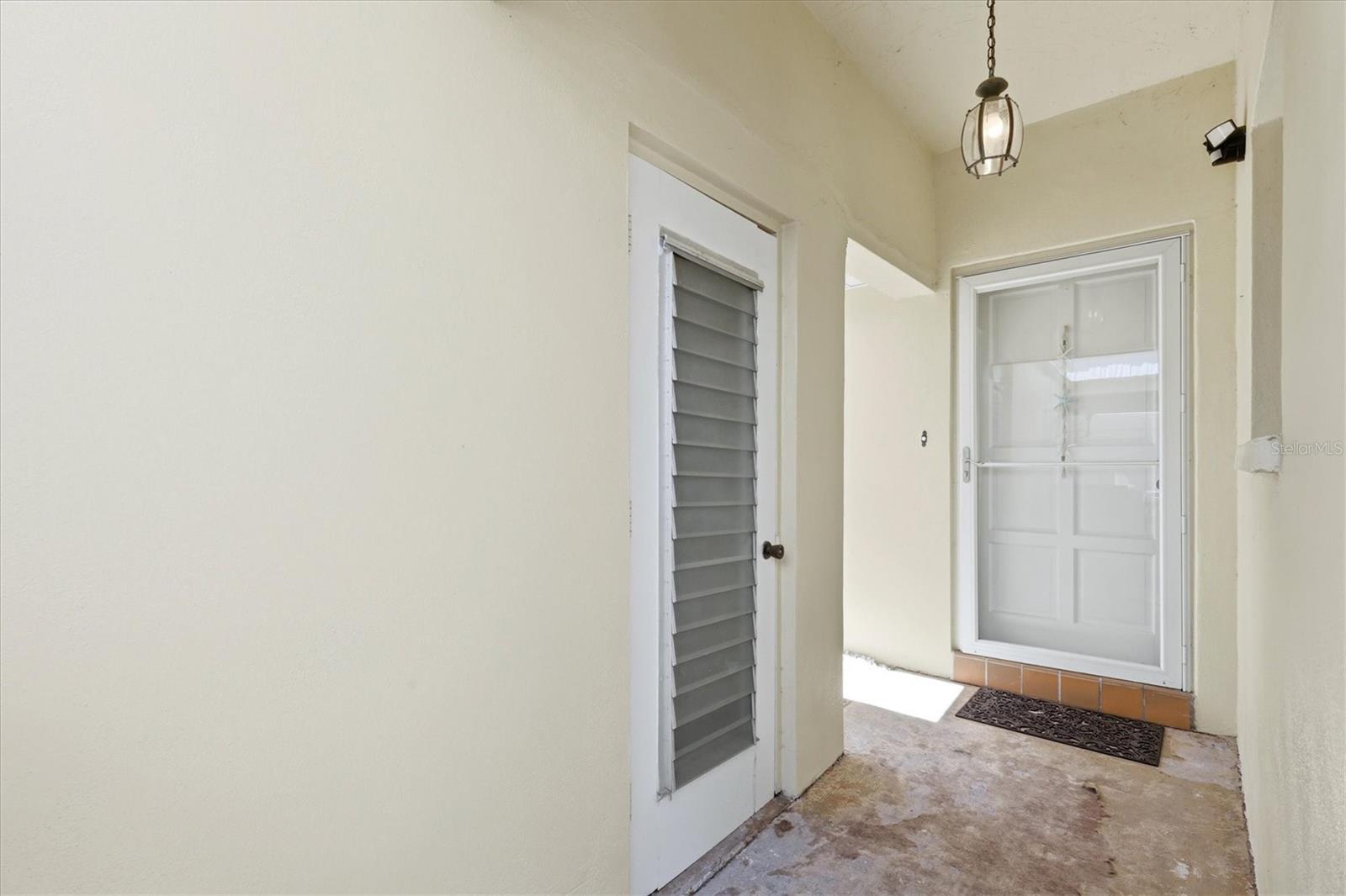 5887 TIDEWOOD AVE #2 — photo 25