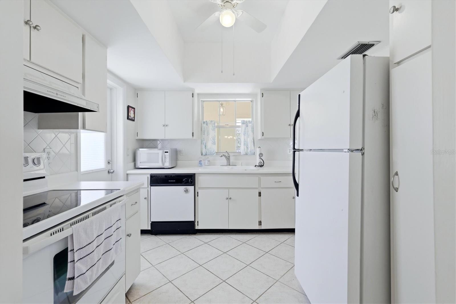 5887 TIDEWOOD AVE #2 — photo 13