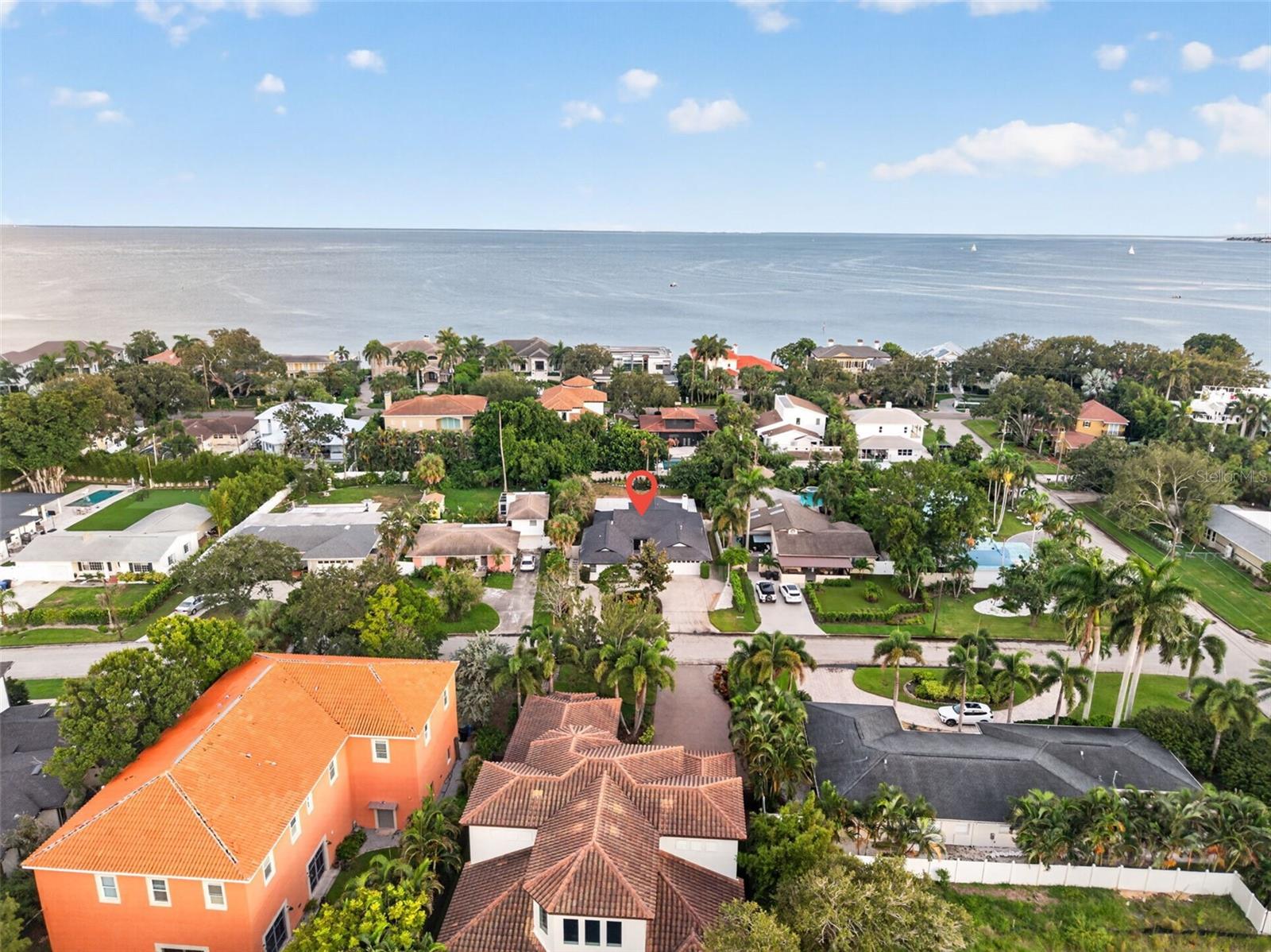 219 MIRAMAR BLVD NE — photo 47
