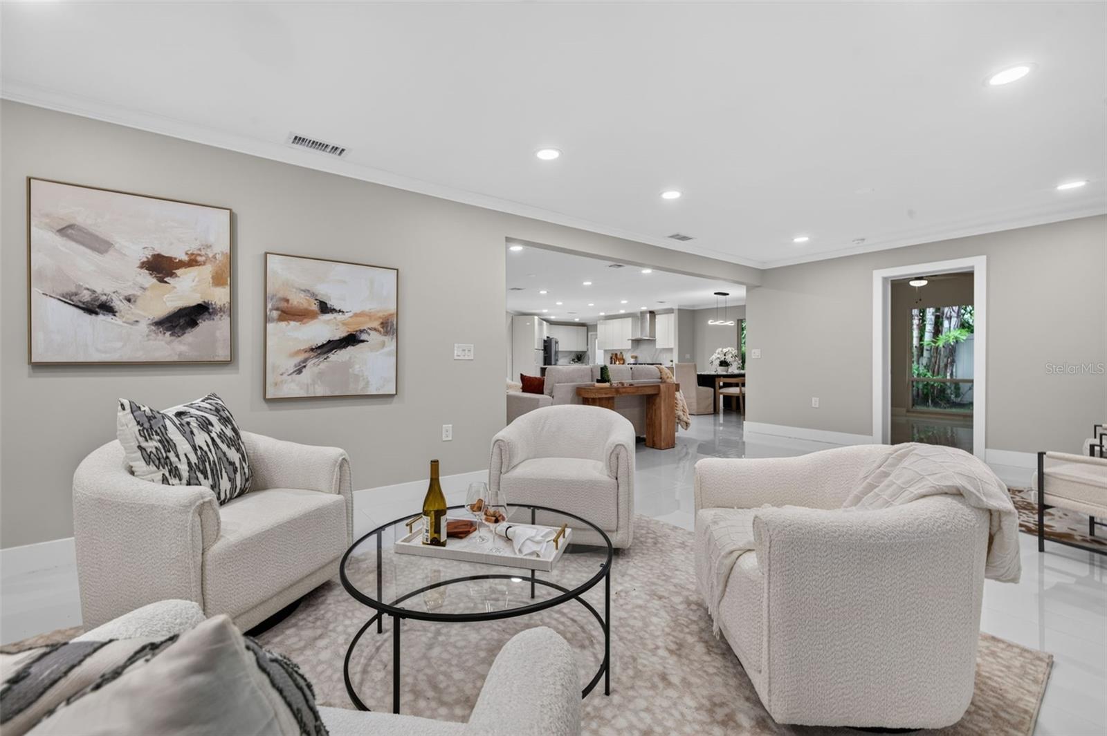 219 MIRAMAR BLVD NE — photo 20