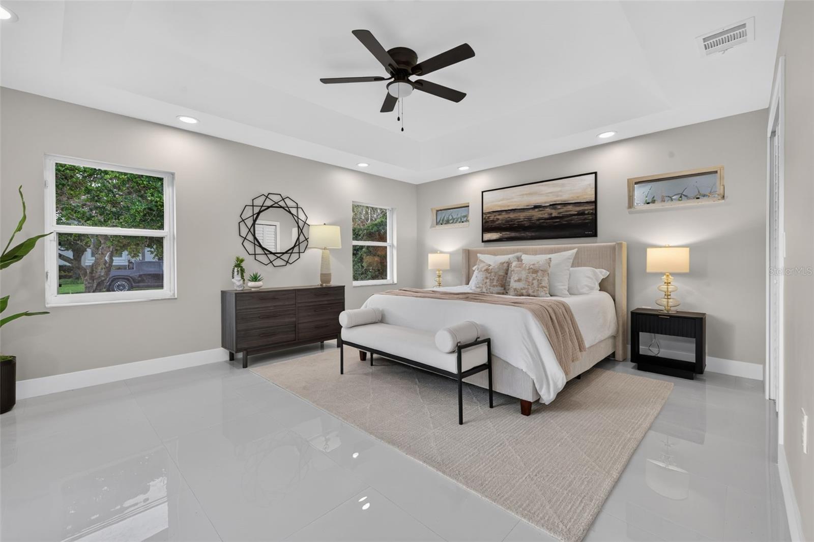 219 MIRAMAR BLVD NE — photo 22
