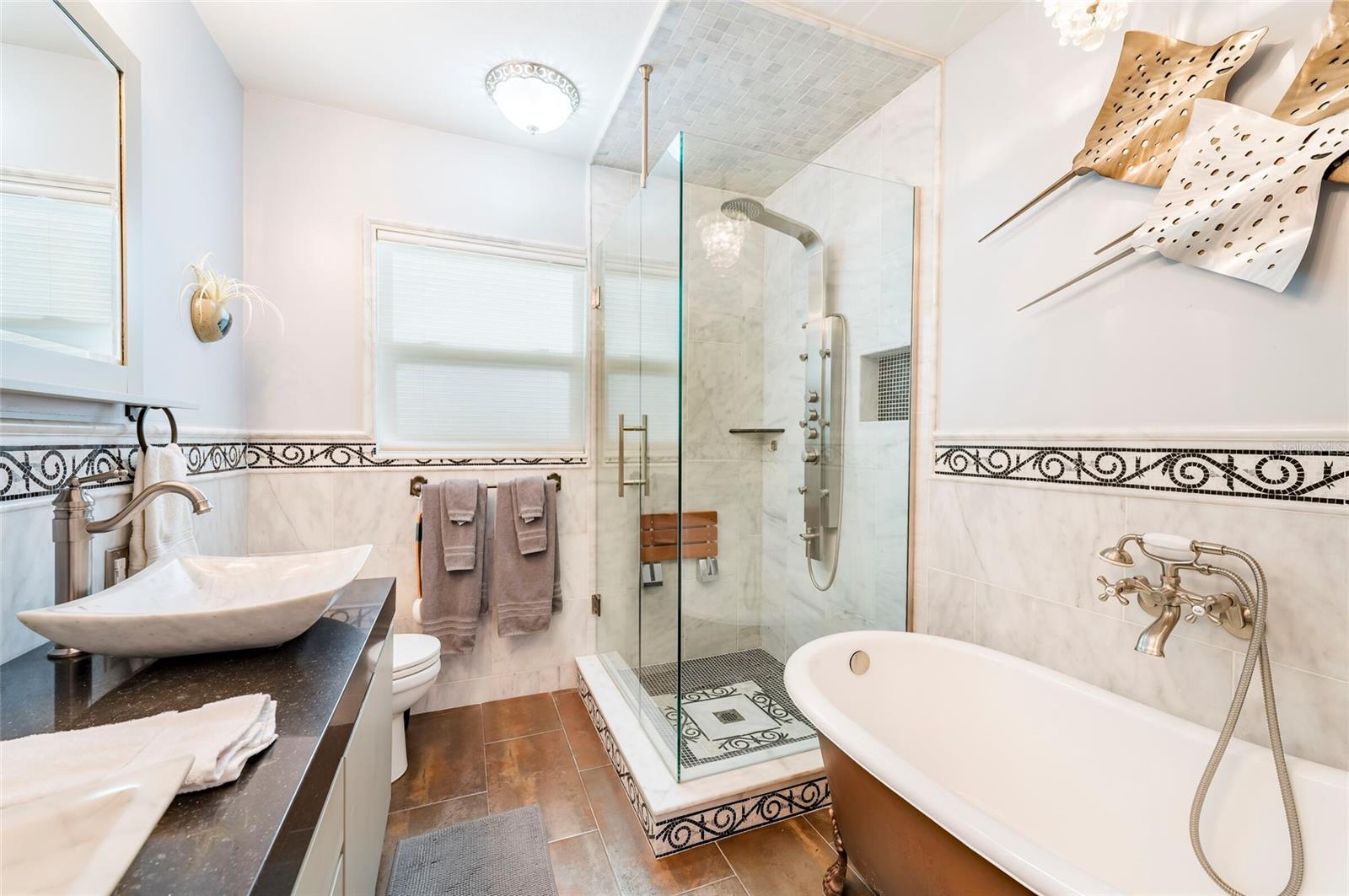 541 CRYSTAL DR — photo 25