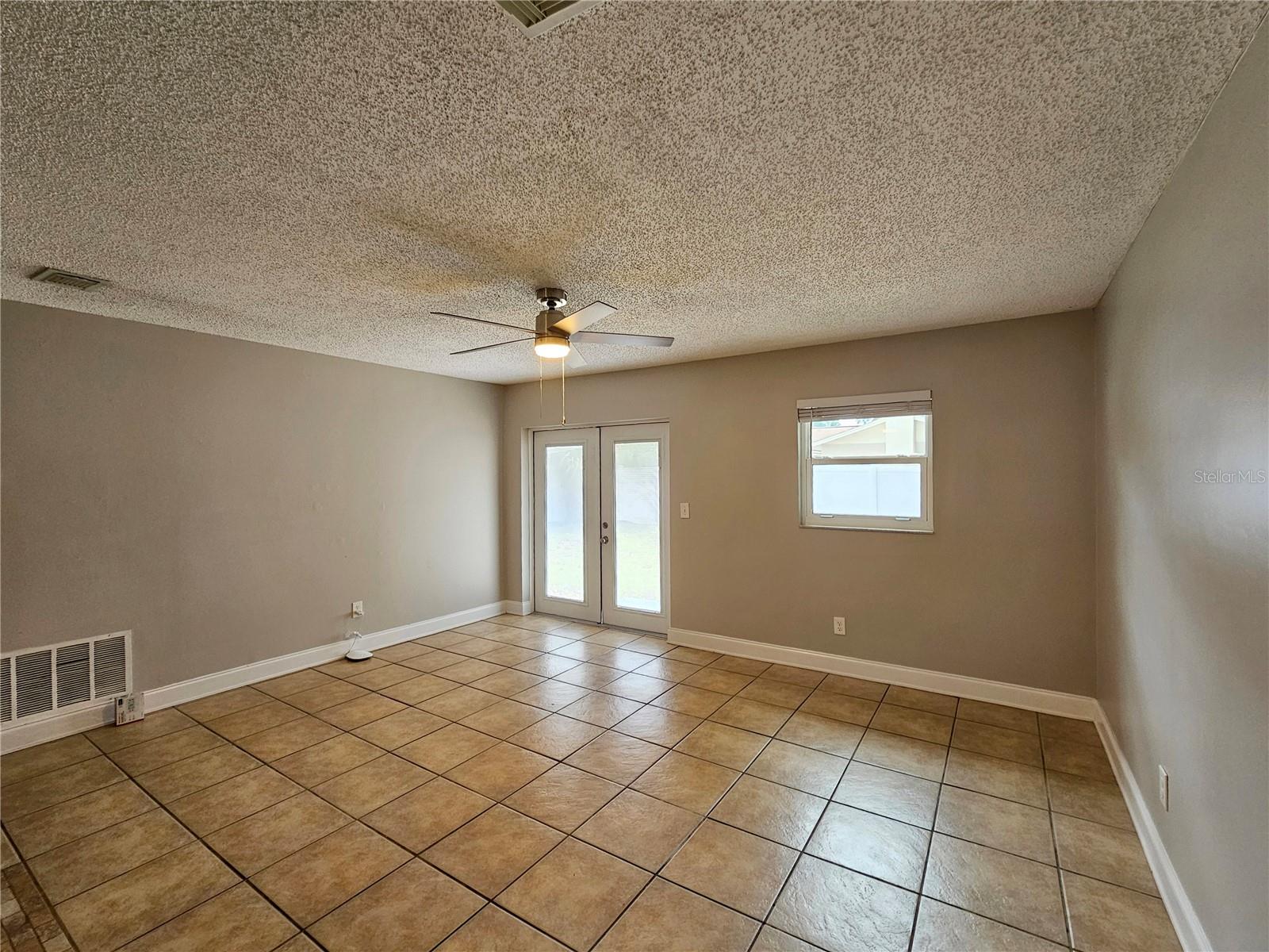 6092 BURCH ST N — photo 3