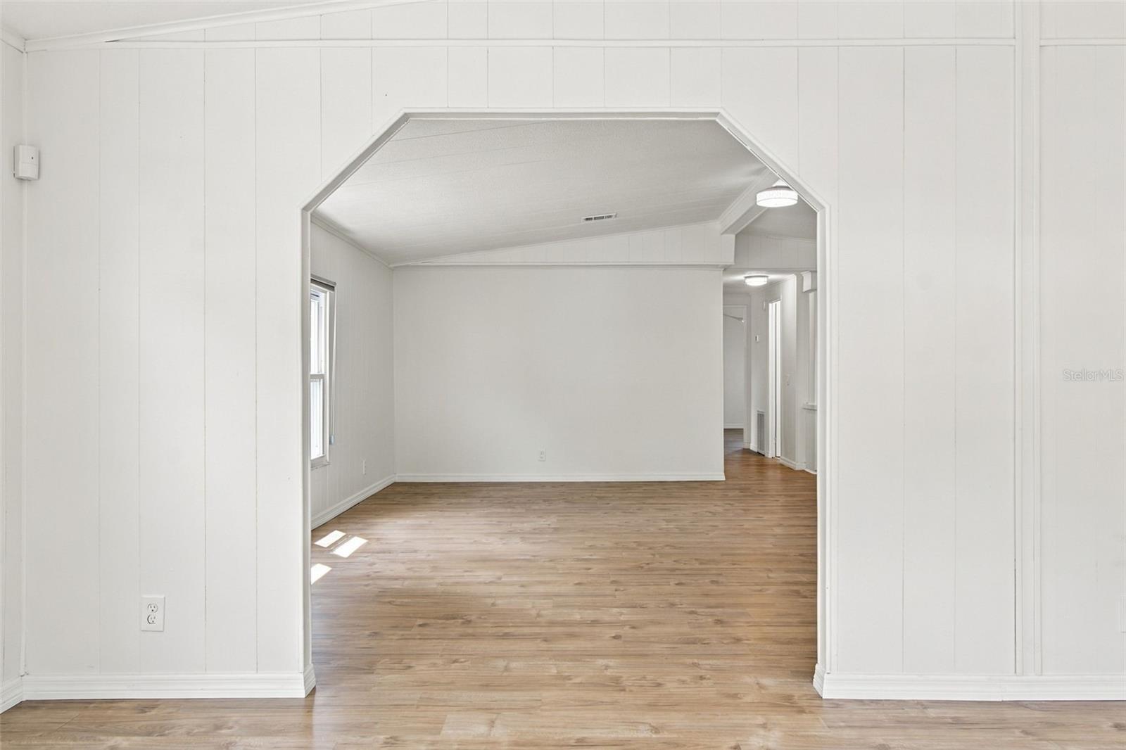 130 CLUBVIEW DR #2 — photo 20