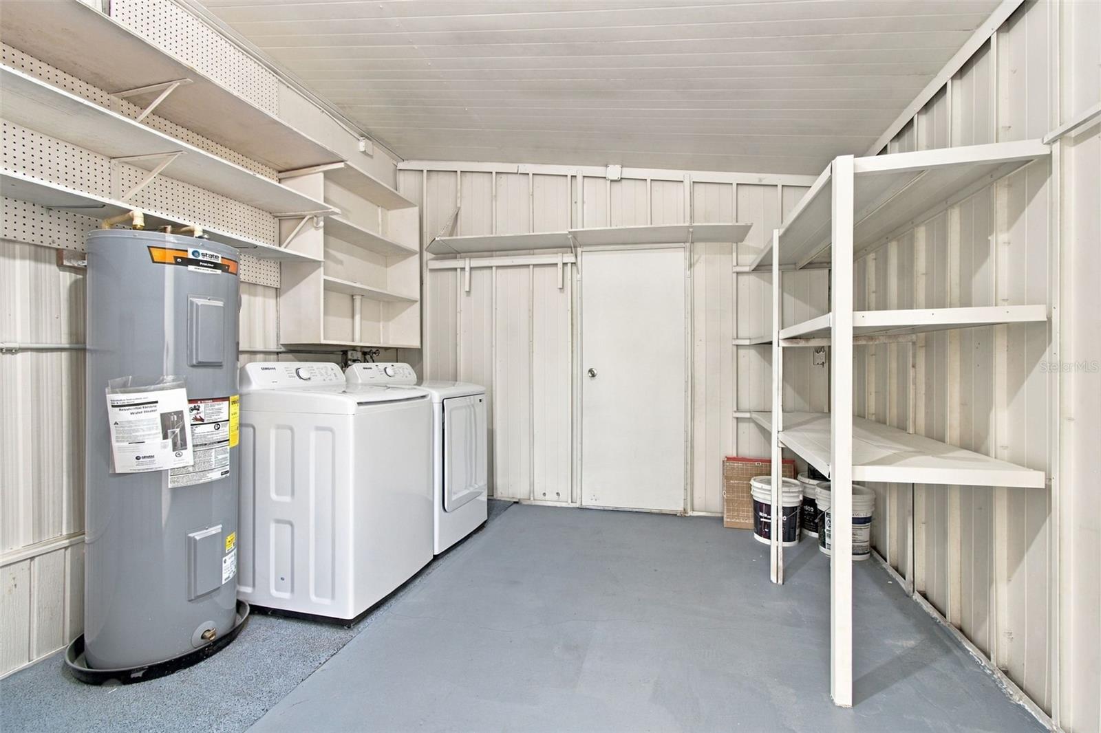 130 CLUBVIEW DR #2 — photo 26