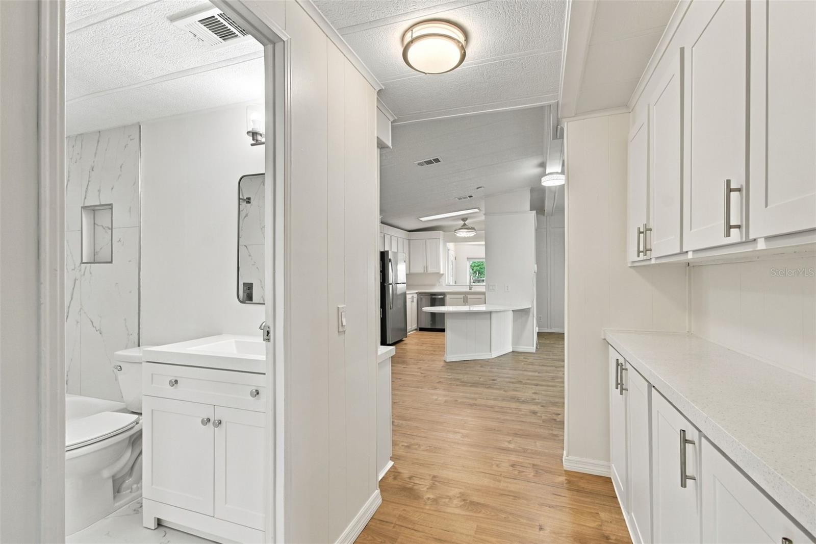 130 CLUBVIEW DR #2 — photo 5