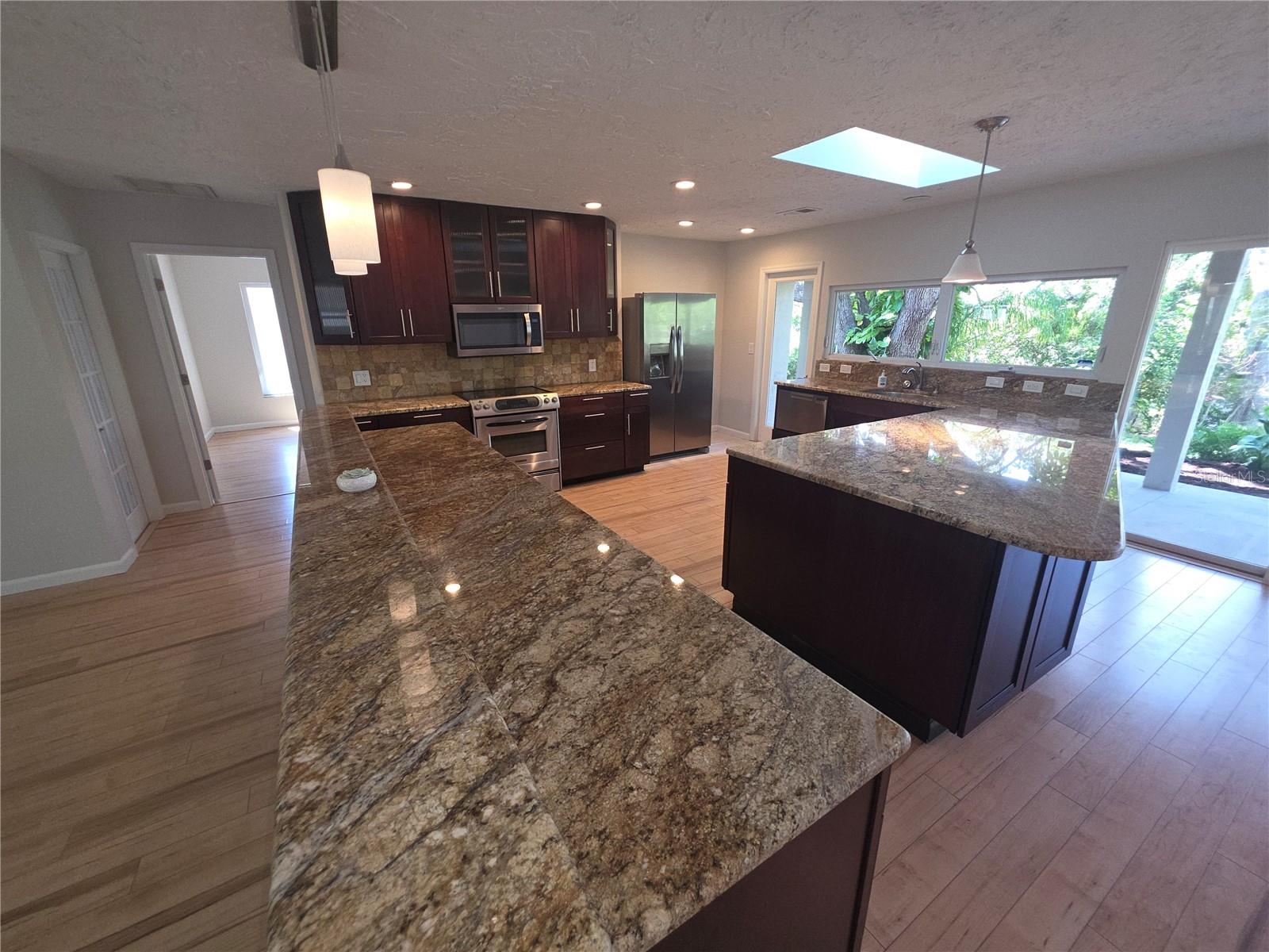 7708 NW 9TH AVE DR — photo 12