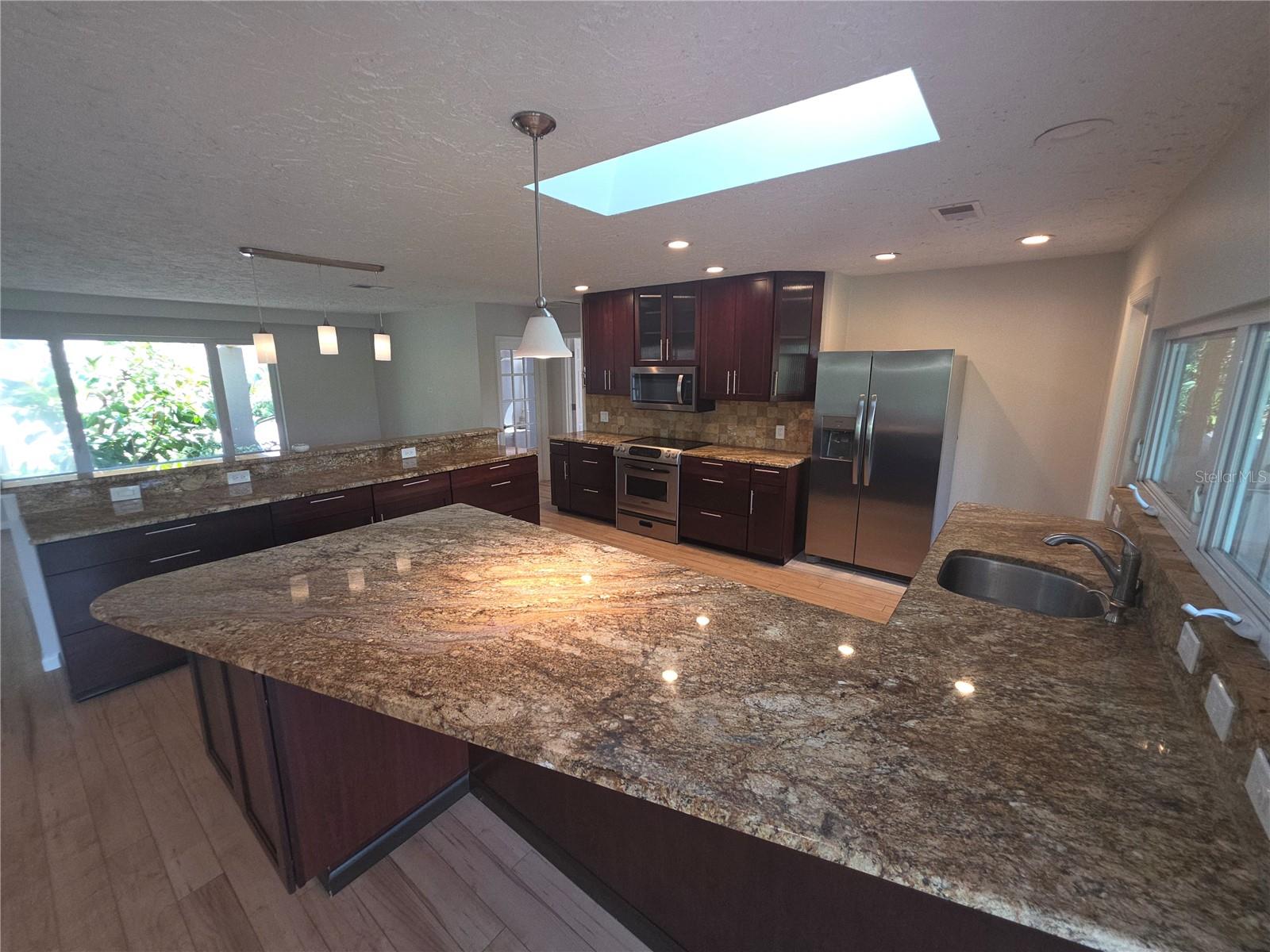 7708 NW 9TH AVE DR — photo 10
