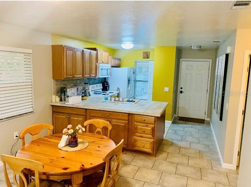 4643 SUMMERWIND DR #22 — photo 4
