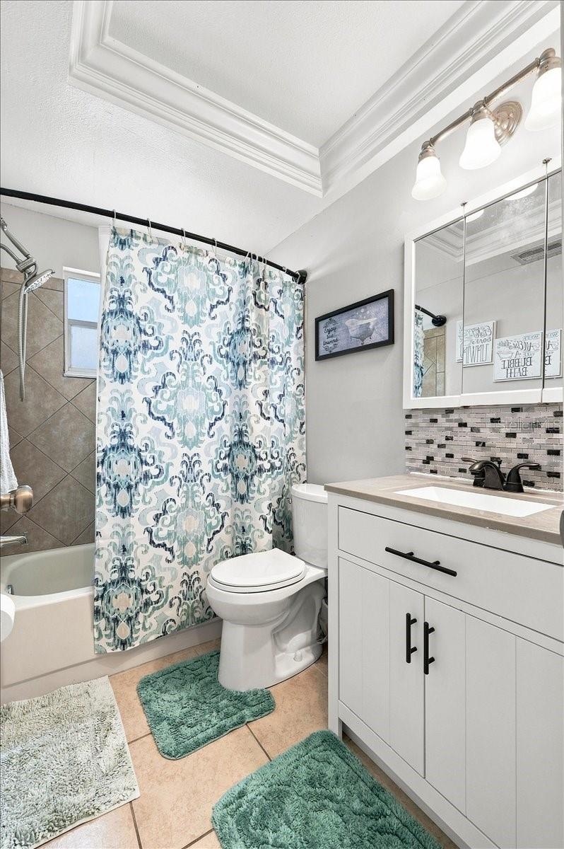 13010 PEBBLE BEACH CIR — photo 34
