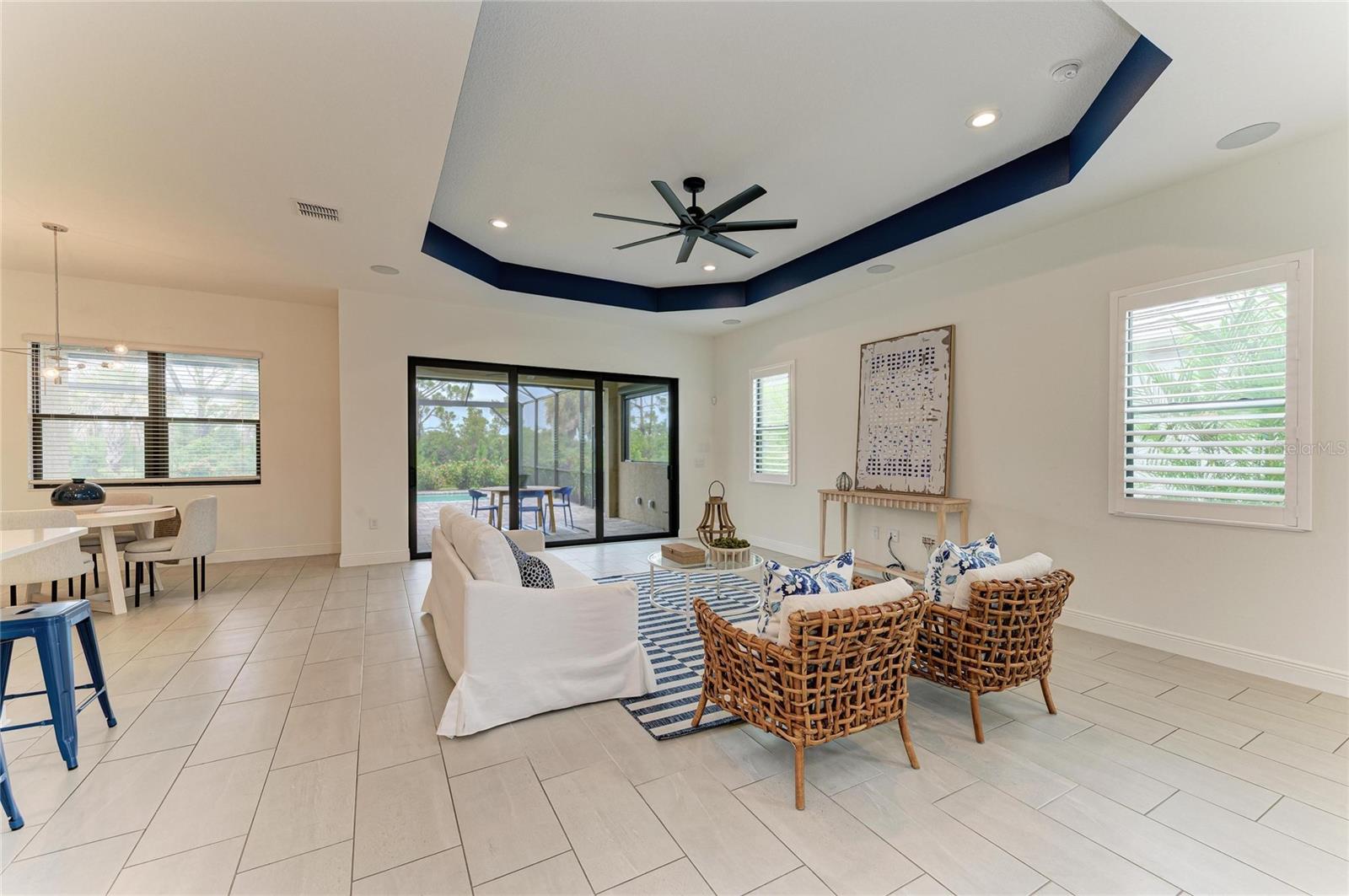 10913 TREVINO ST — photo 19