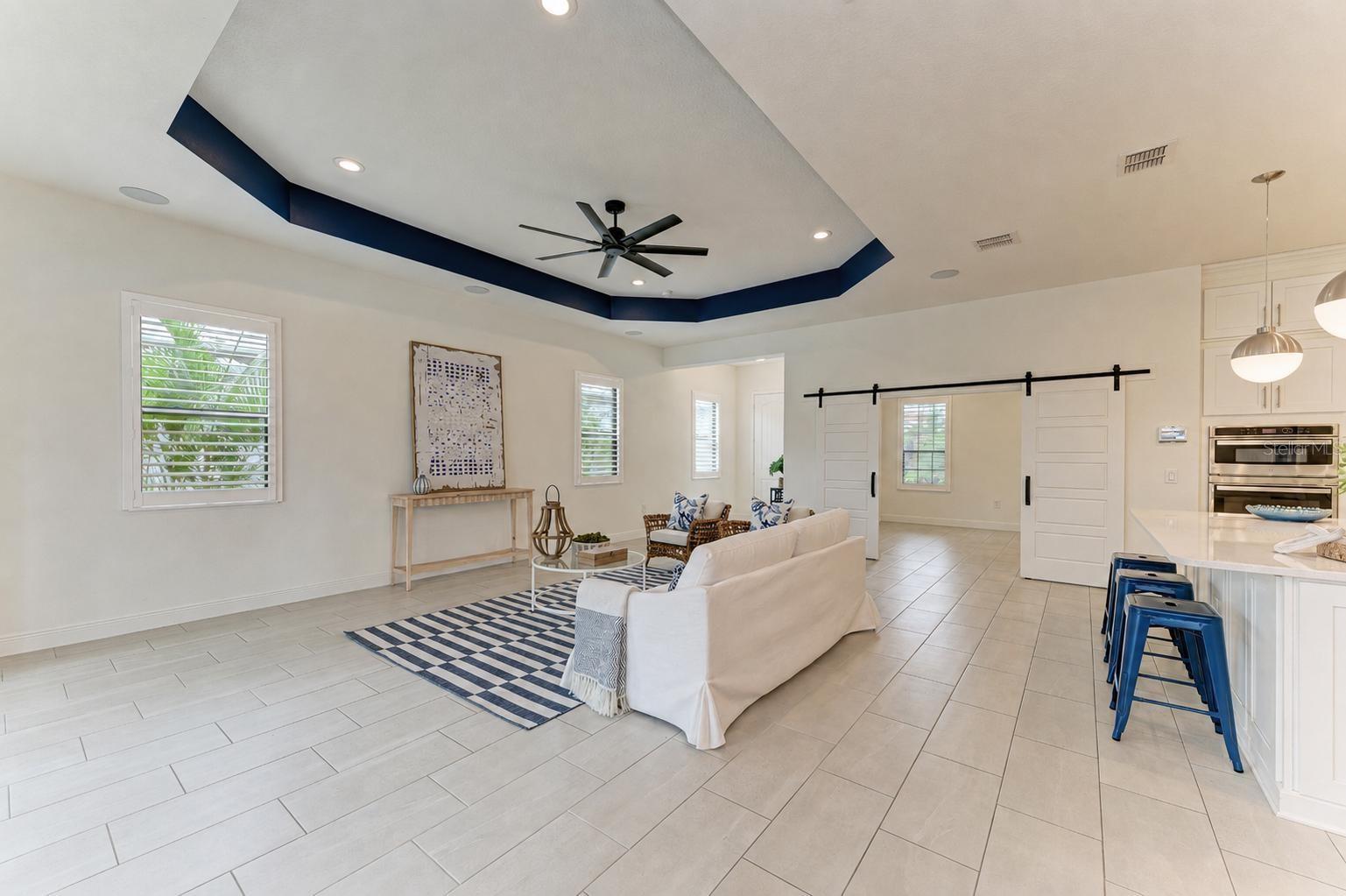 10913 TREVINO ST — photo 20