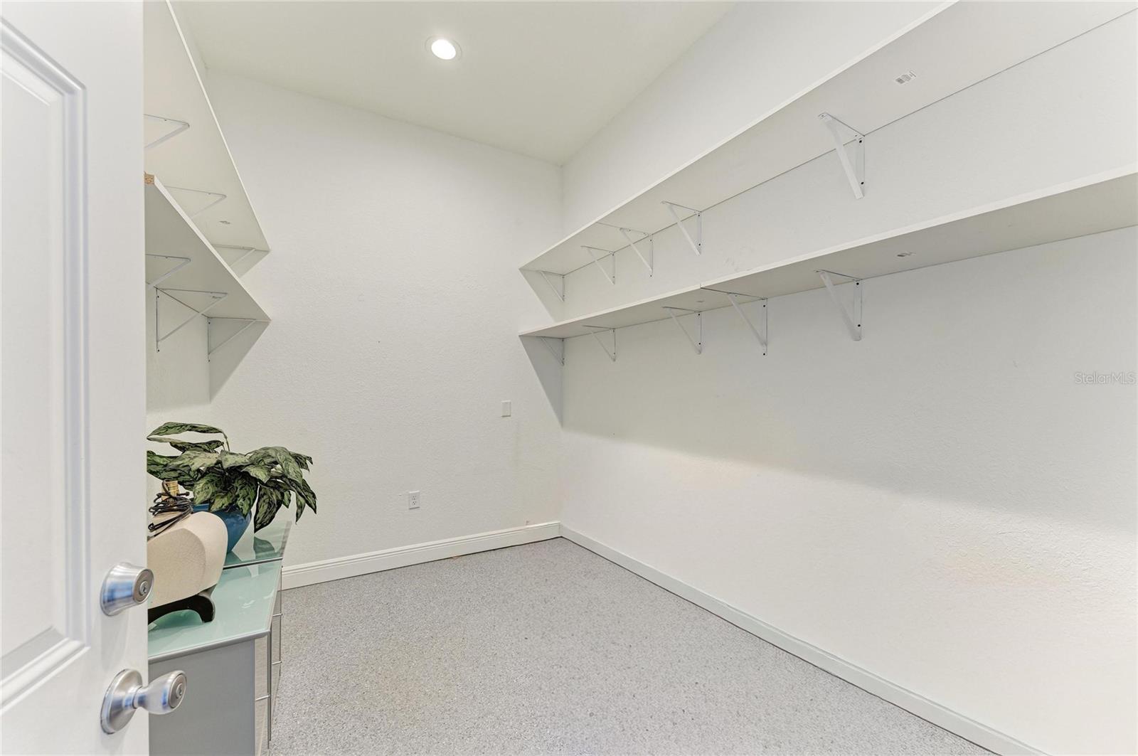 10913 TREVINO ST — photo 35
